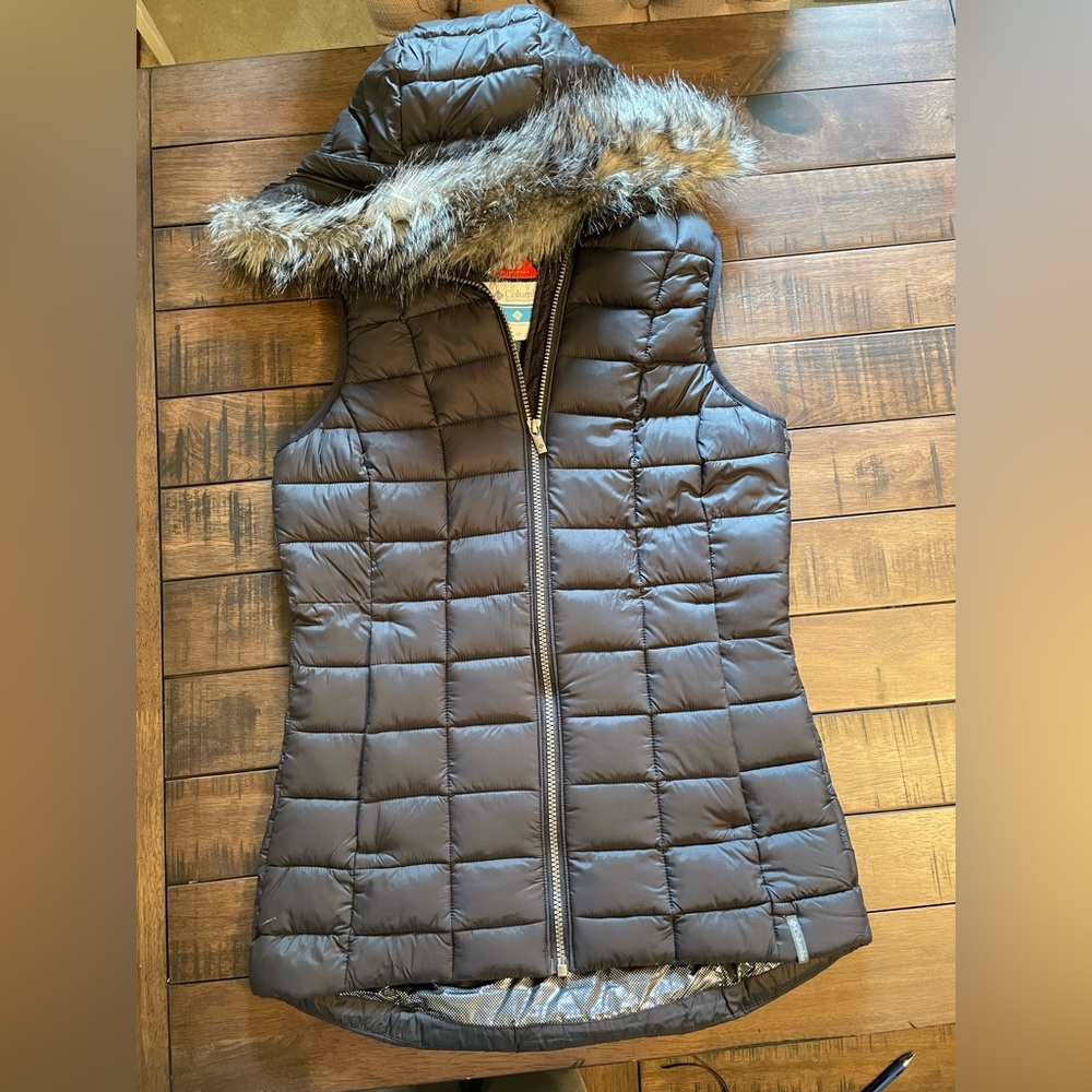 Columbia Omni heat hooded vest